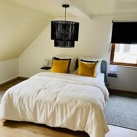 بيت للعطل L'antre Du Loup *